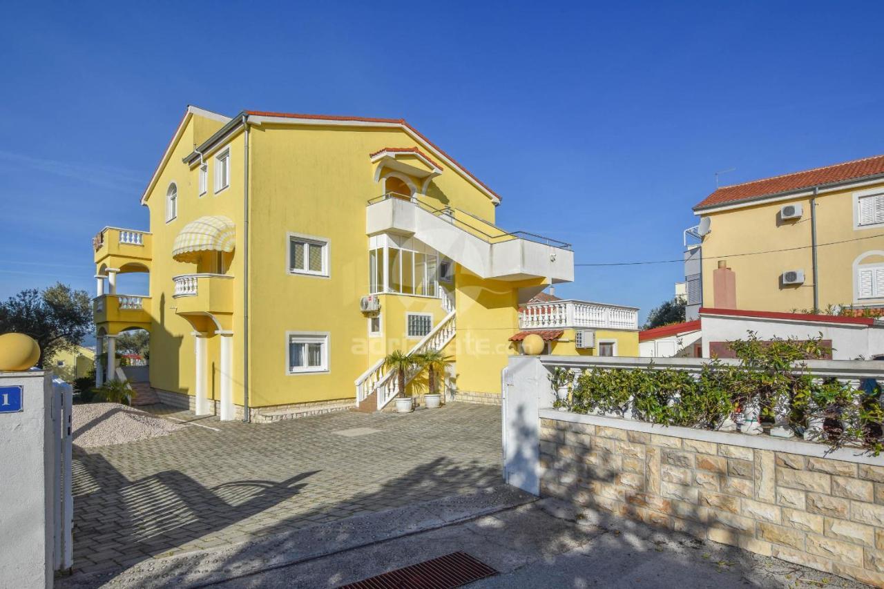 Apartments Dandelion Biograd Na Moru Exterior foto